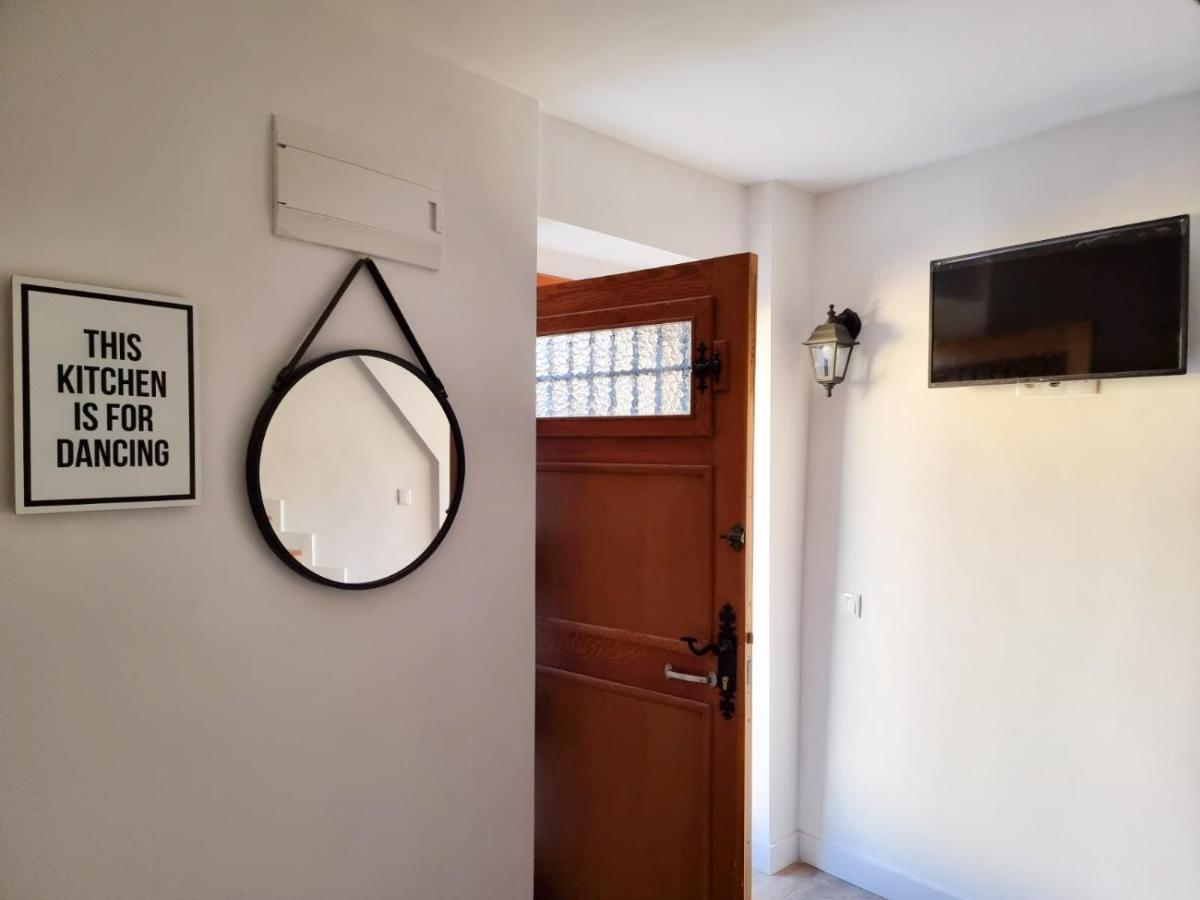 Casa Iulia Hotel Haro Ngoại thất bức ảnh